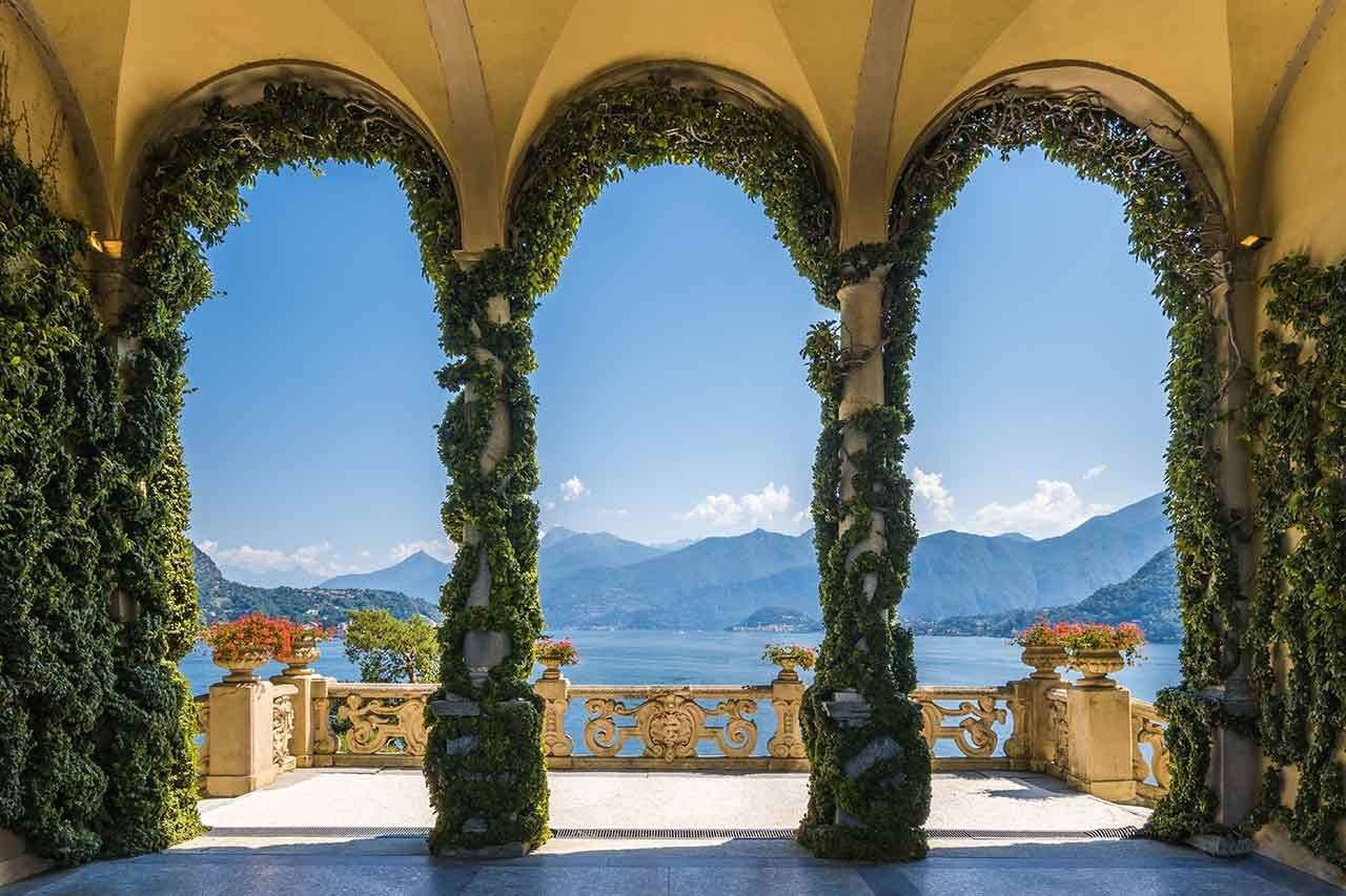 The Silent Como Ritual
